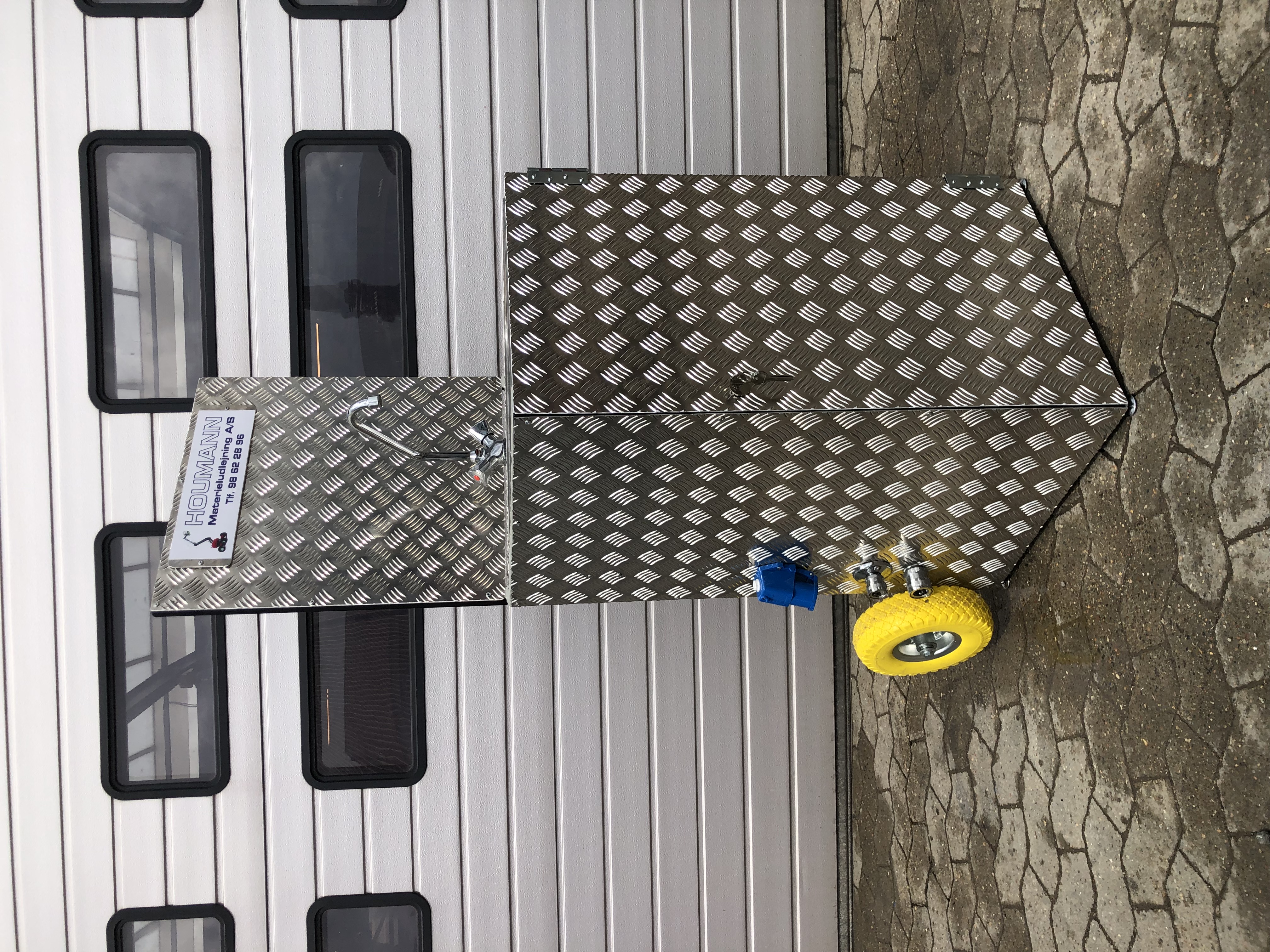 Mobil Håndvask m/ varmt vand